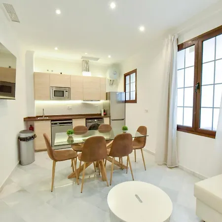 New! Modern Apartment In Central Neighborhood Seville Exterior photo