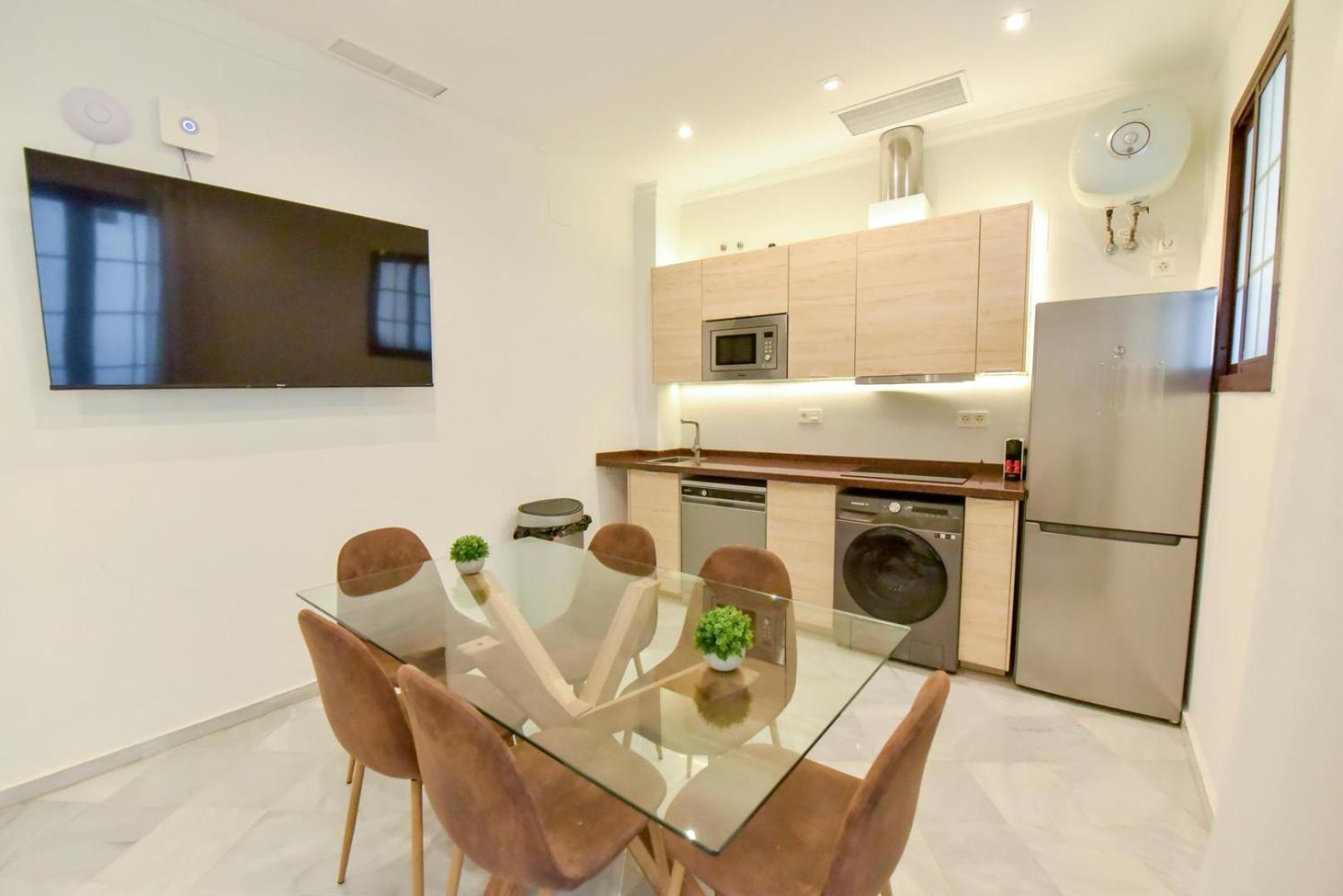New! Modern In Neighborhood * Séville